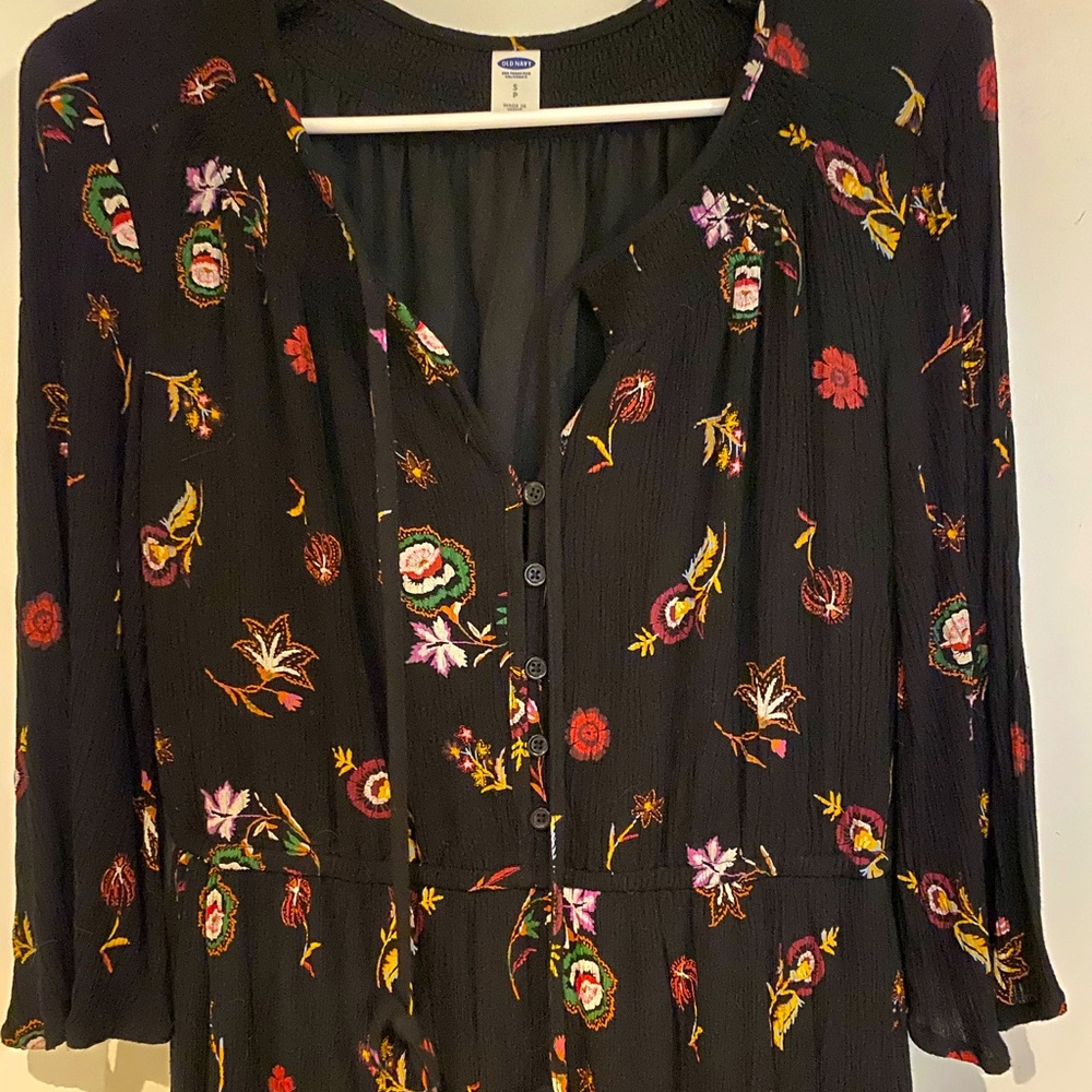 3/4 sleeve, black patterned, knee-length dress